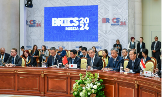 【视频】王毅指金砖国家要抵制反恐搞双重标准 并为国际反恐合作打造样板