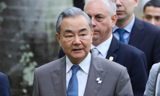 【视频】王毅：中国与巴西应抵制单边霸凌、维护自由贸易、反对保护主义