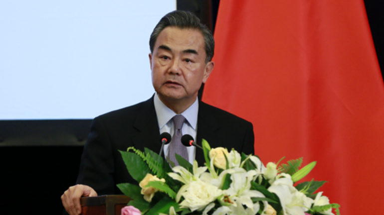 【视频】王毅：中国是最可信赖稳定力量 要坚决反对筑墙设垒